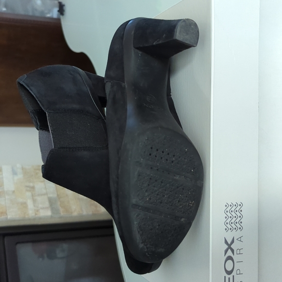 Geox inspiration A goat suede booties - Picture 3 of 5